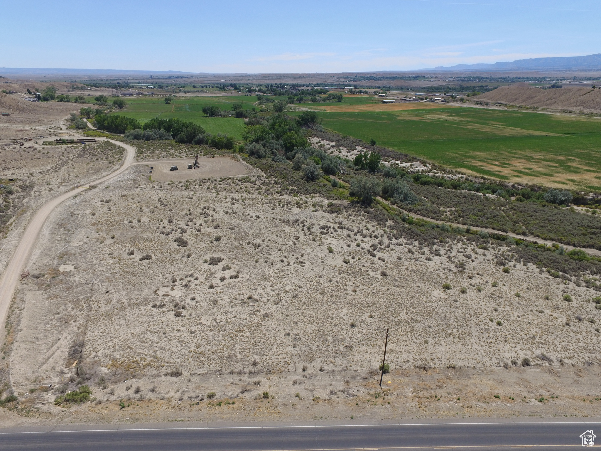 main property photo 15
