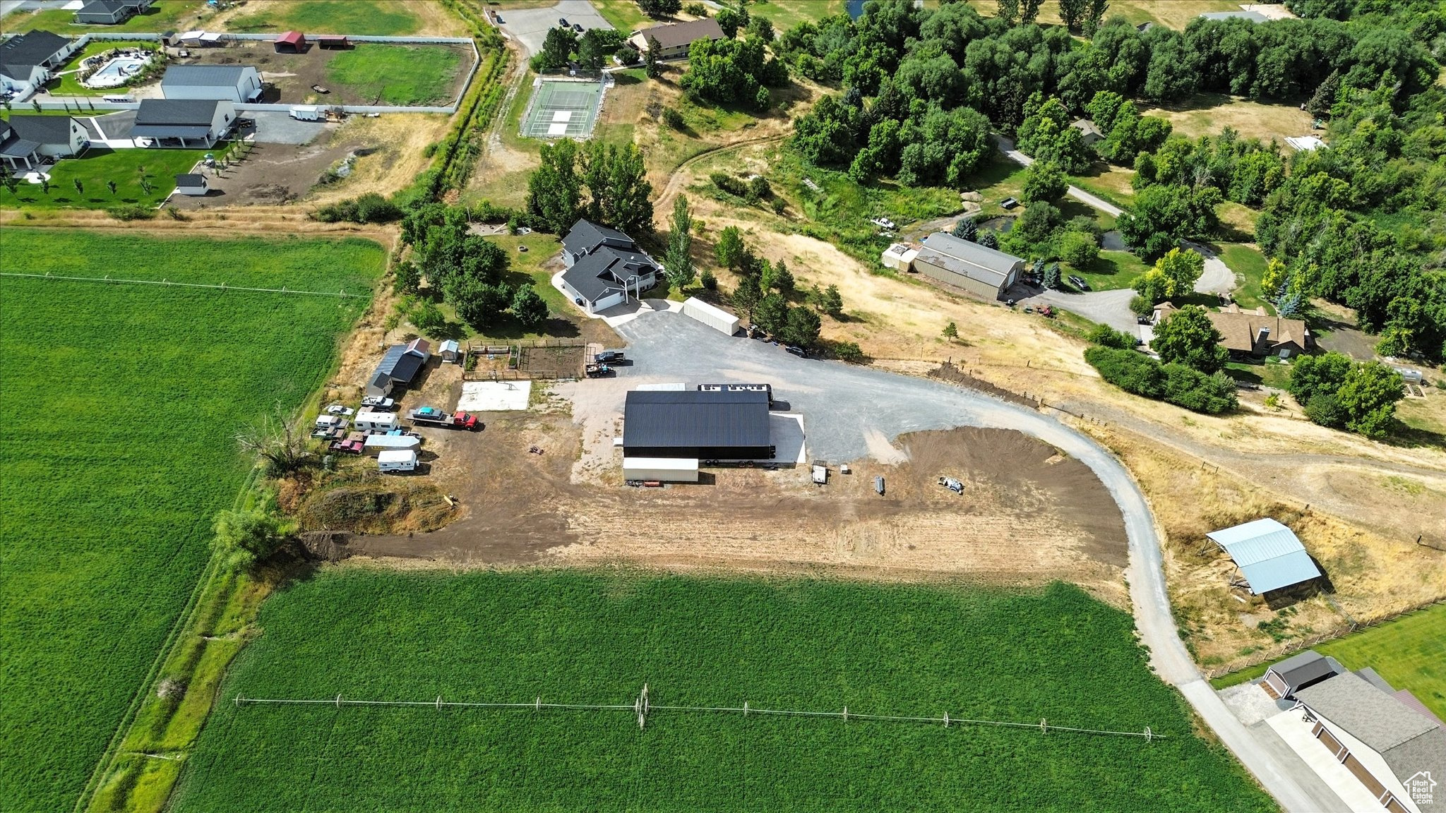 main property photo 77