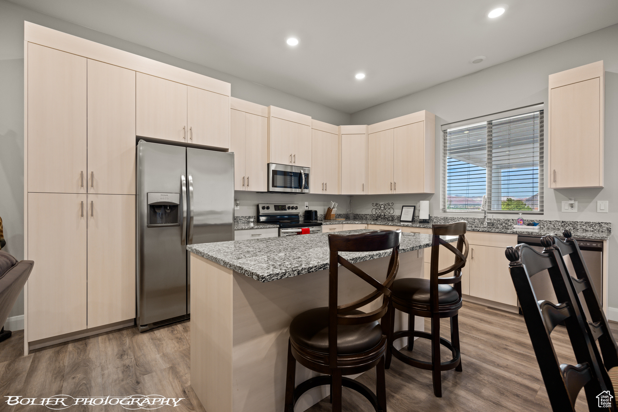 main property photo 65