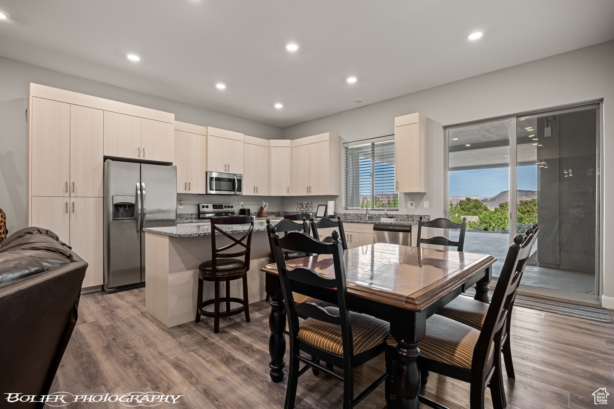 main property photo 66