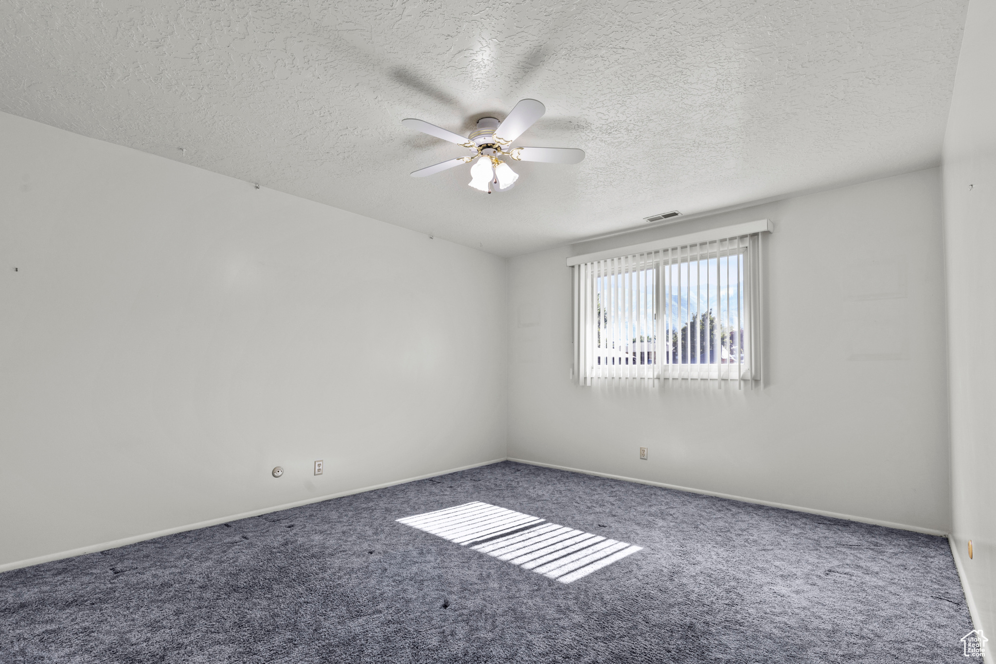 property viewer photo 13