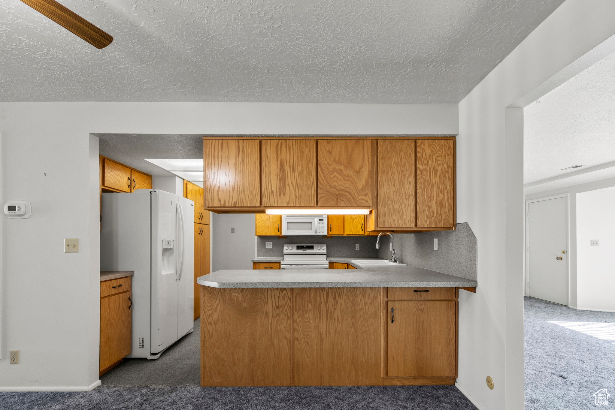 property viewer photo 3