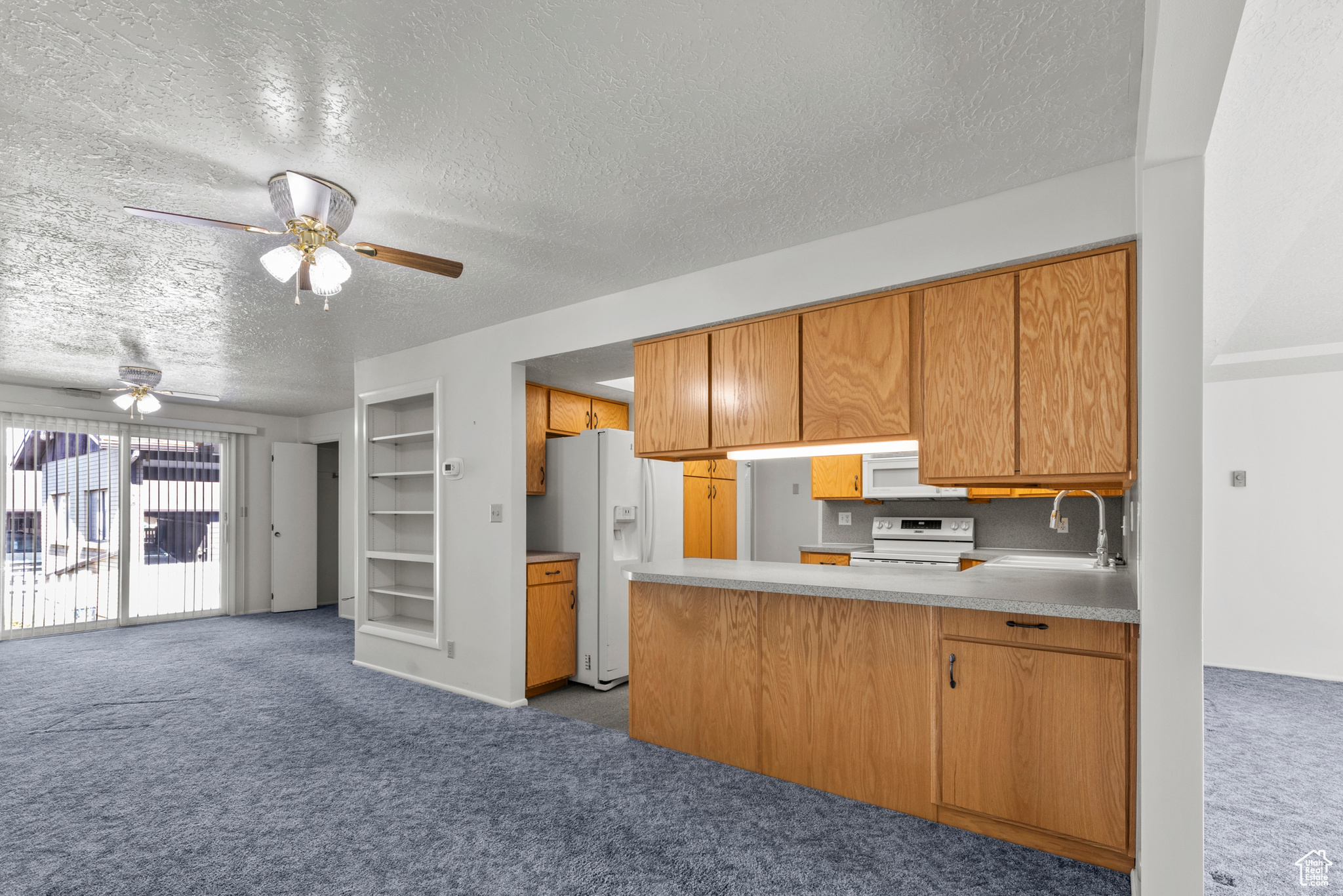 property viewer photo 6