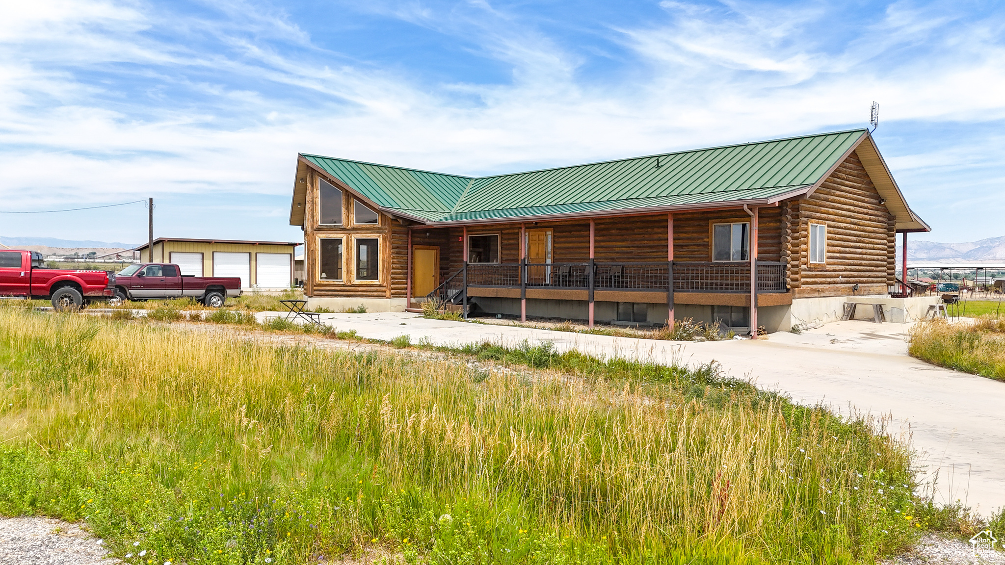 main property photo 1