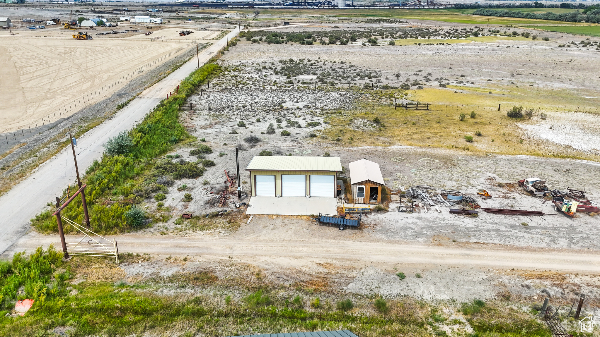main property photo 24