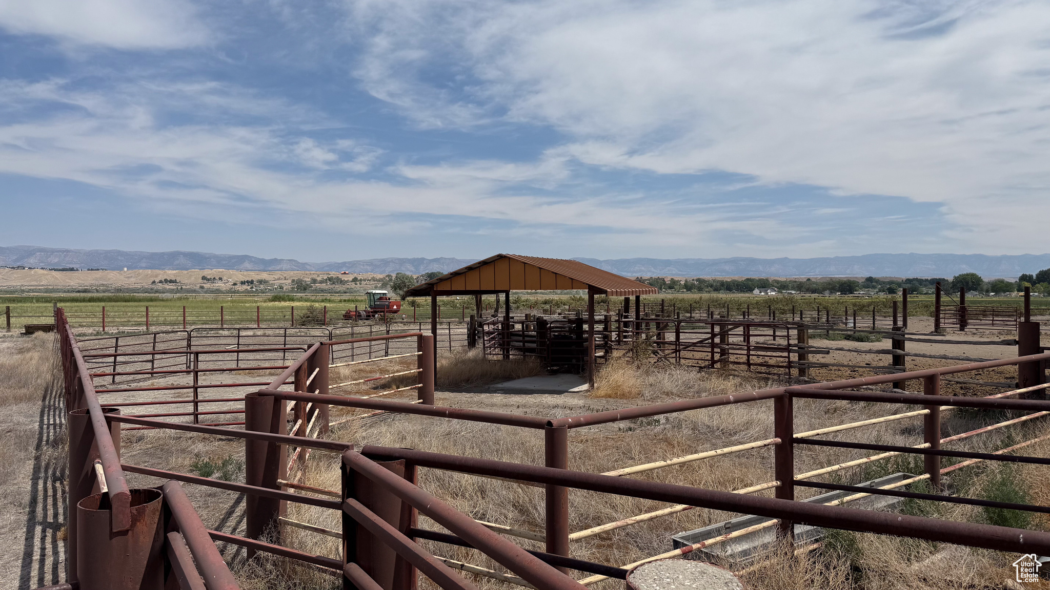 main property photo 26