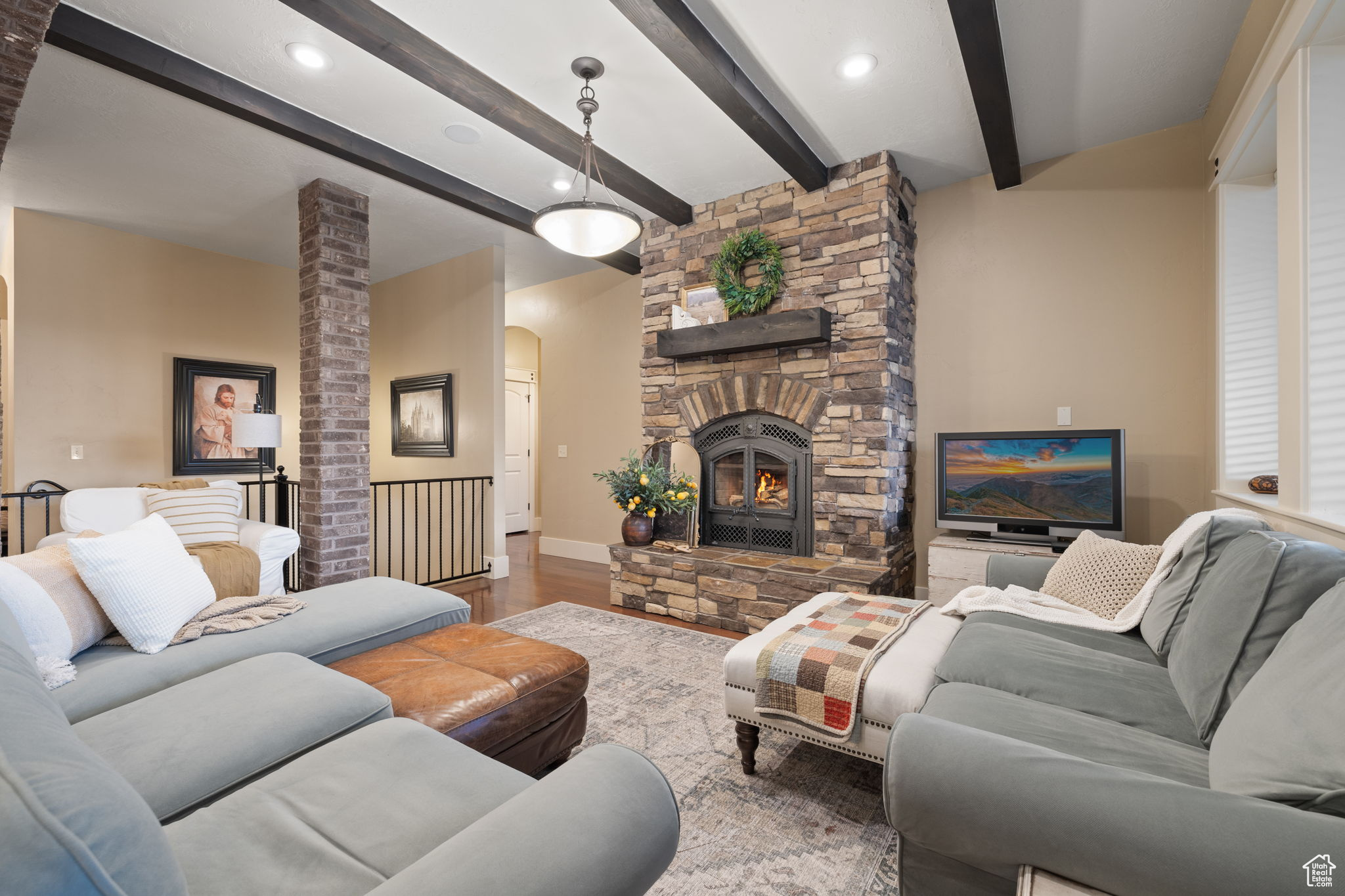 main property photo 15