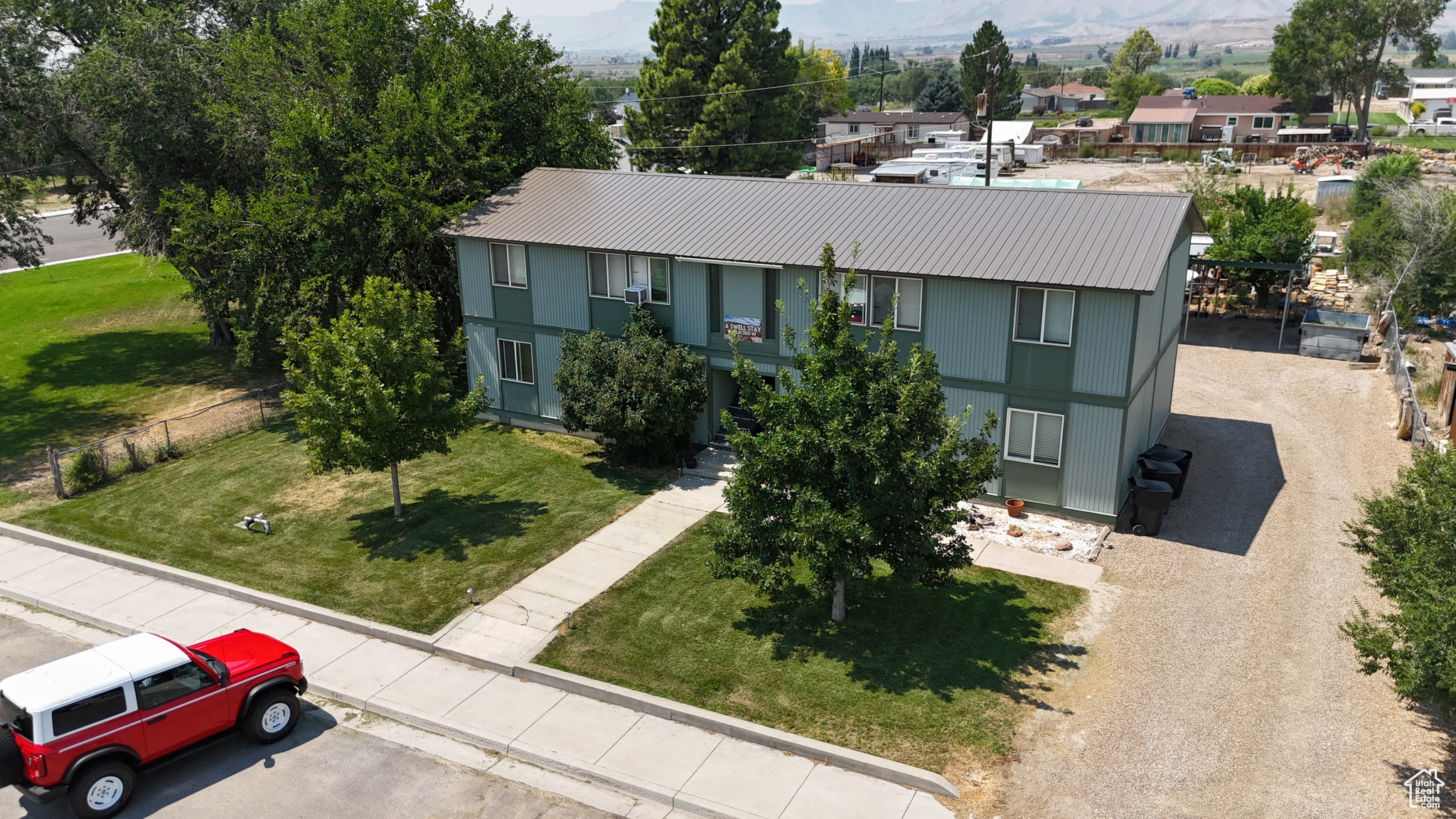 main property photo 36