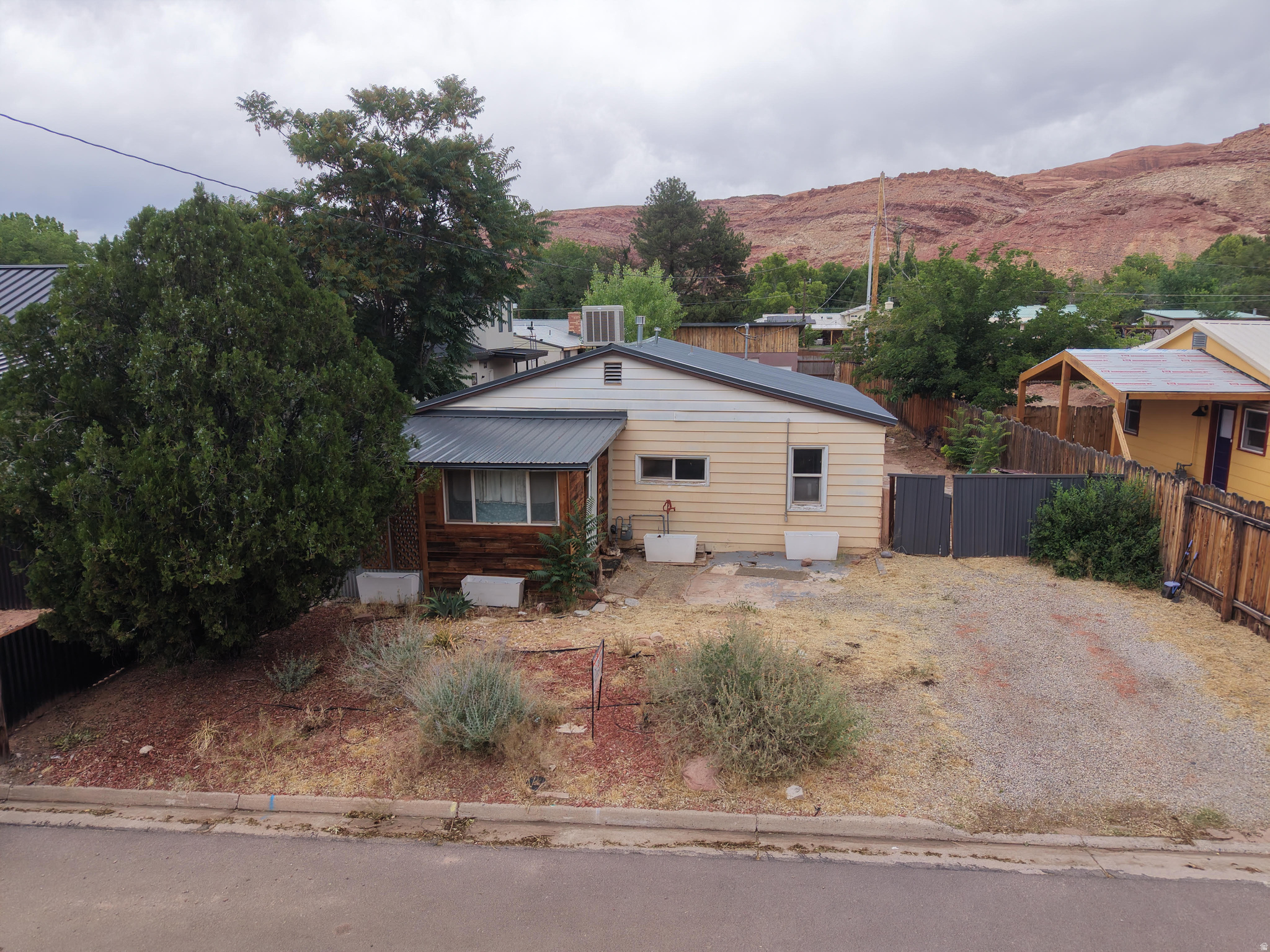 main property photo 9