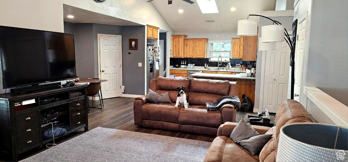 main property photo 7