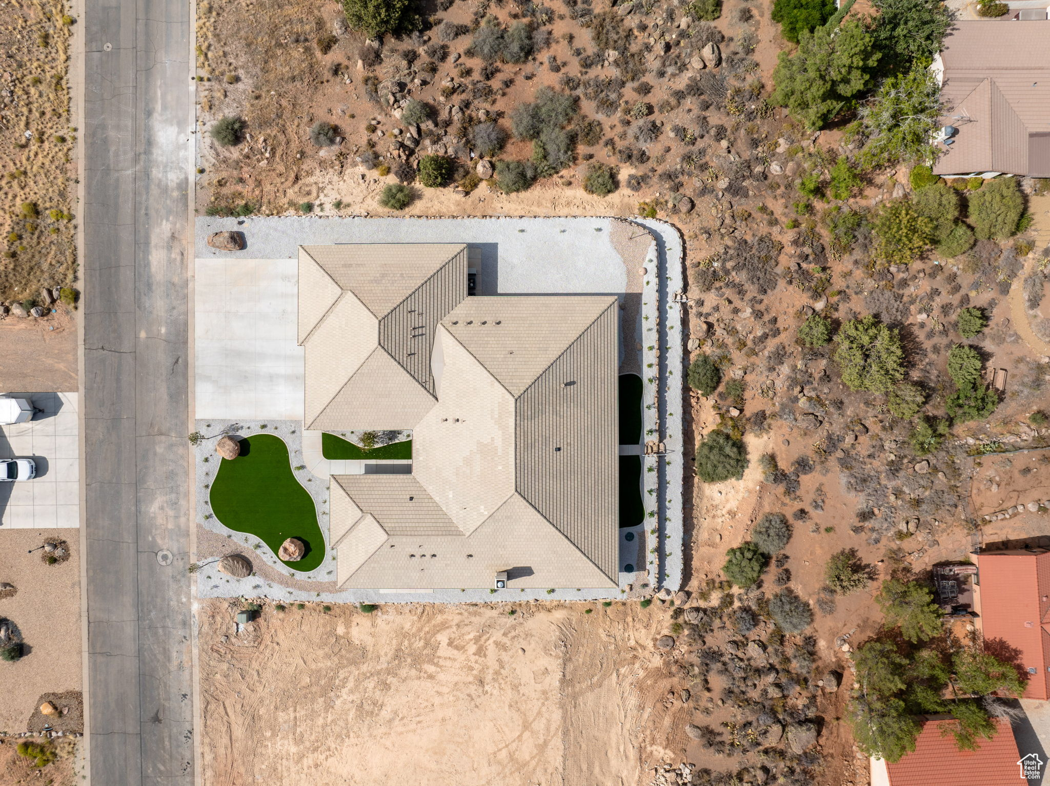 main property photo 61