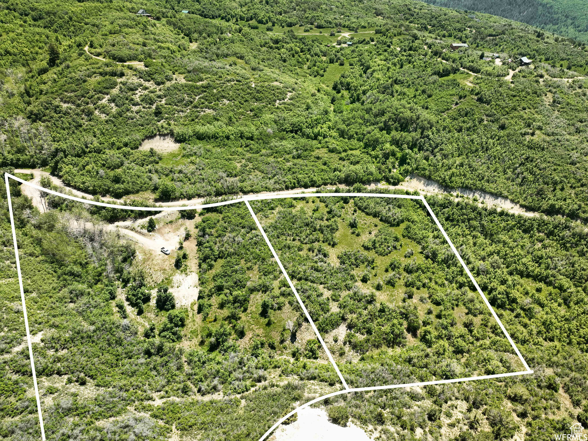 main property photo 16