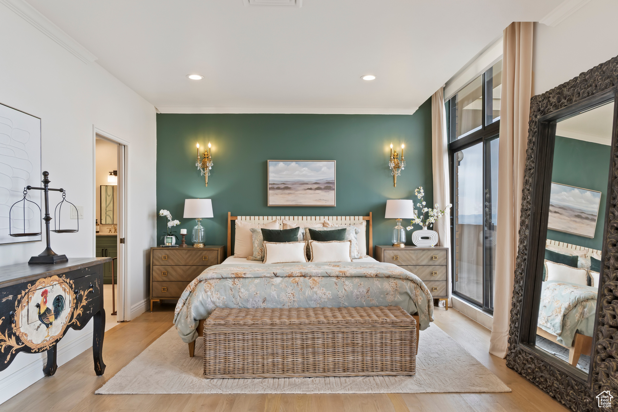main property photo 41