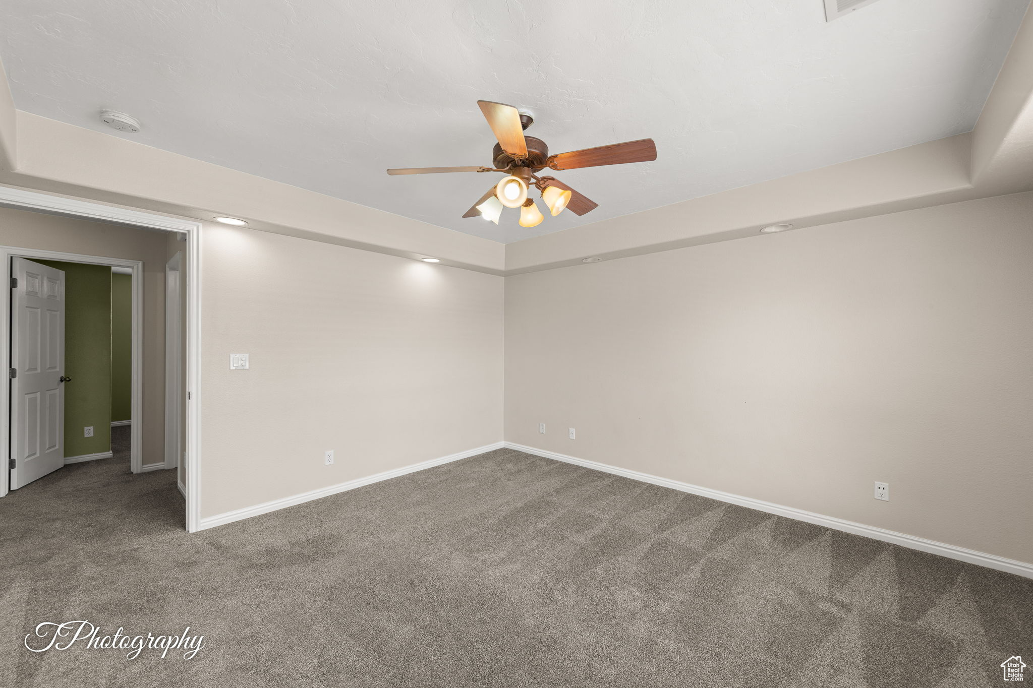 property viewer photo 10
