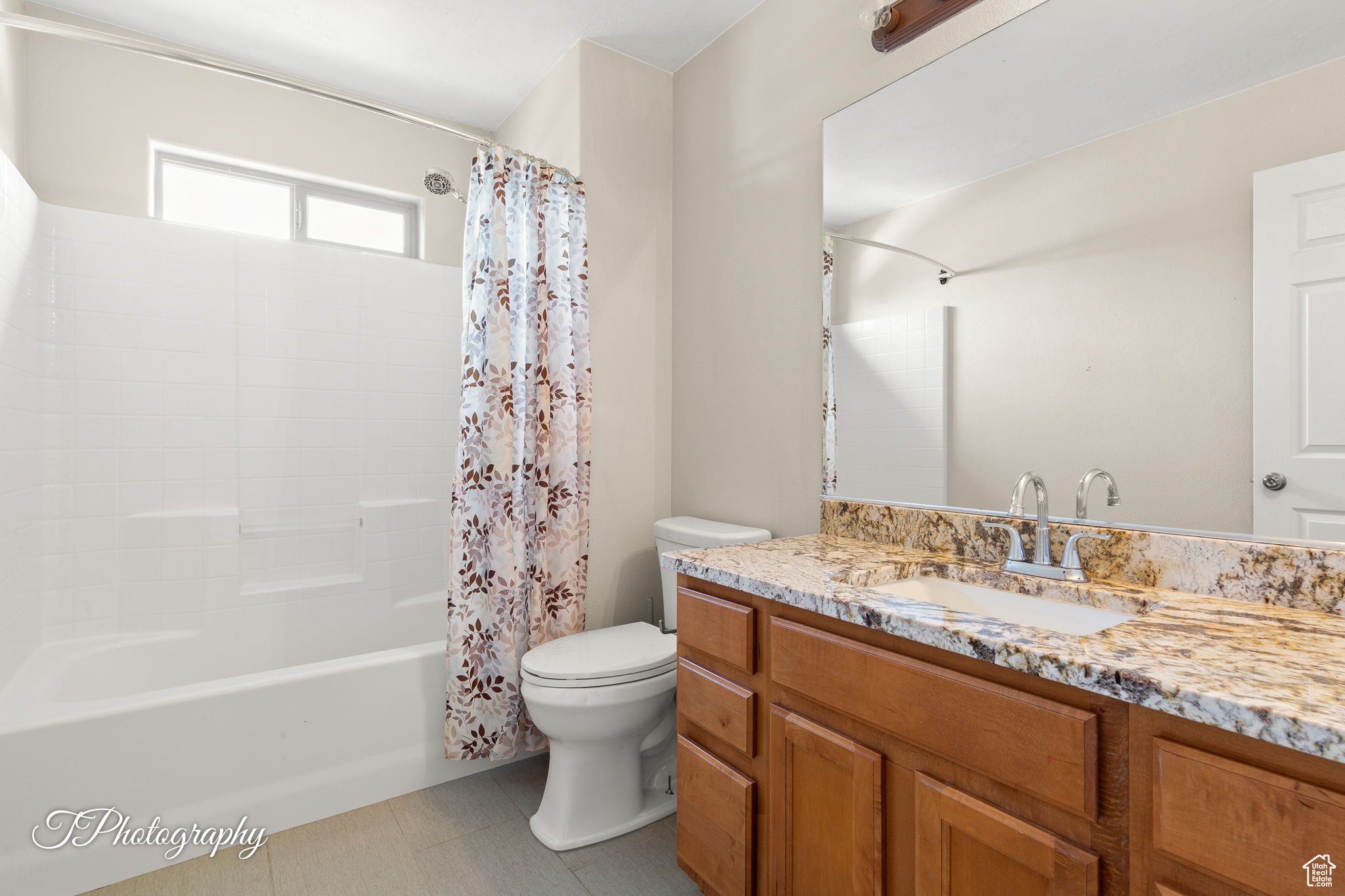 property viewer photo 20