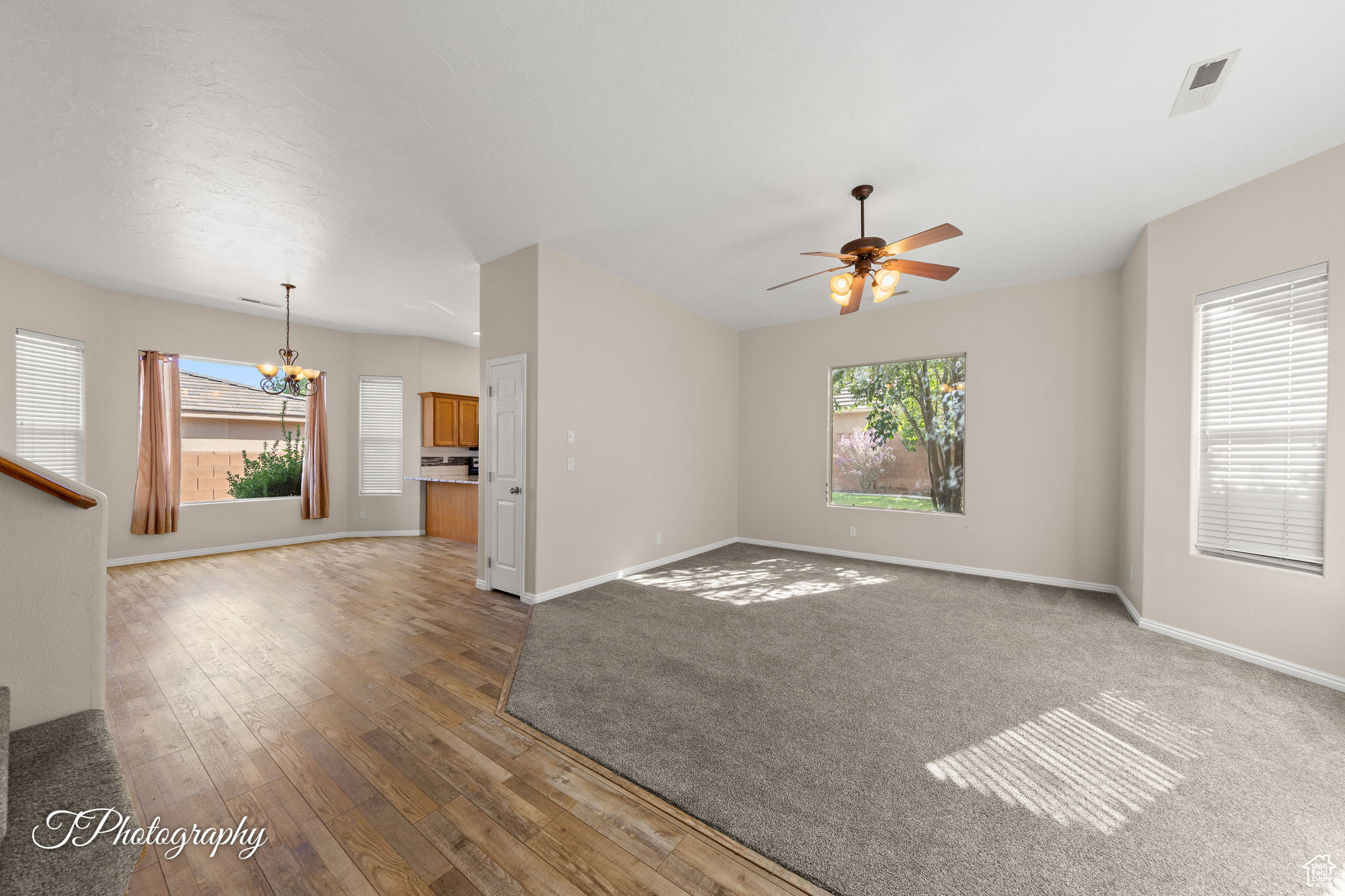 property viewer photo 5