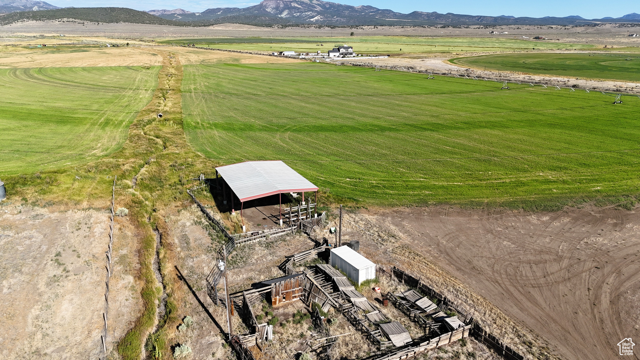main property photo 45