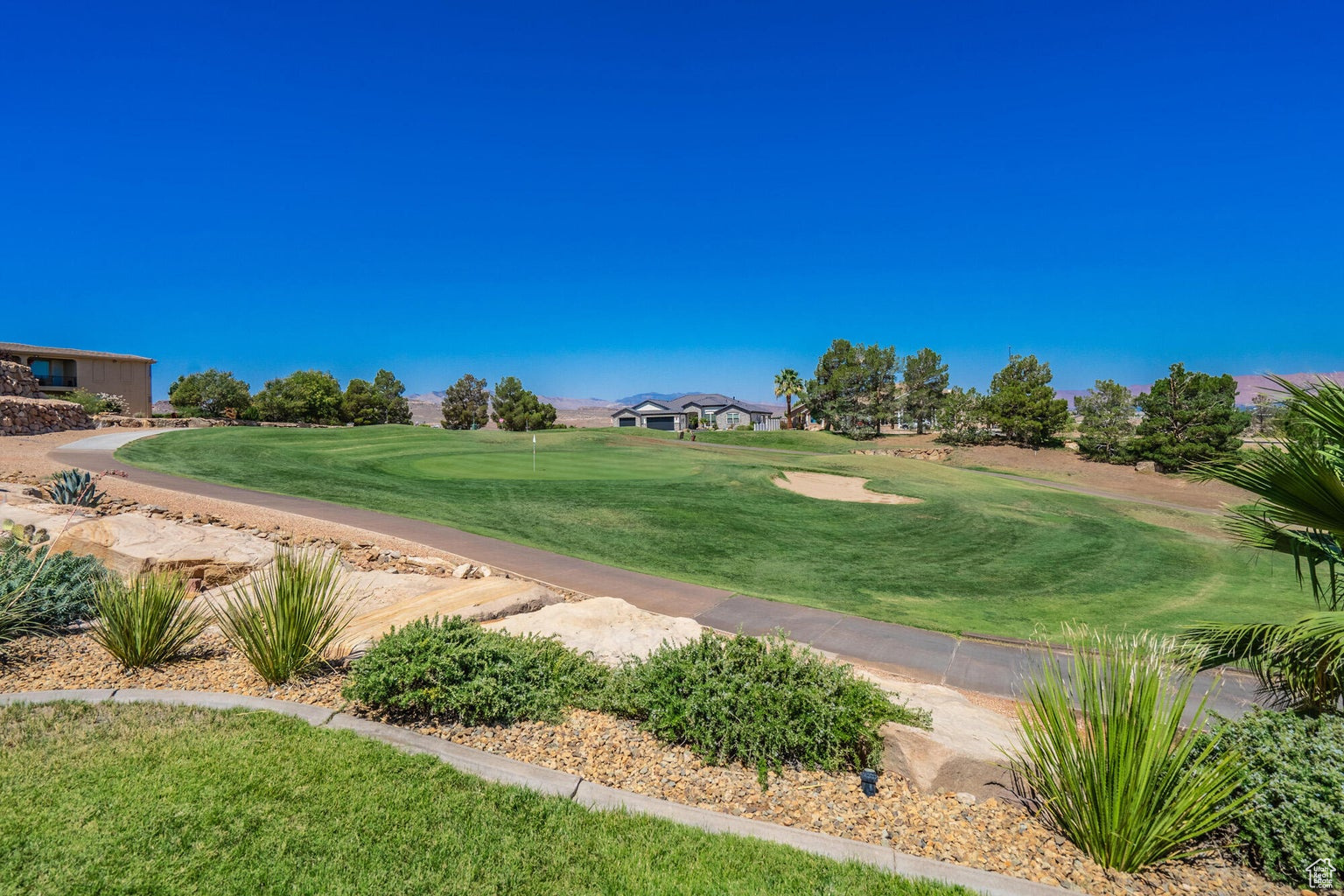 main property photo 79