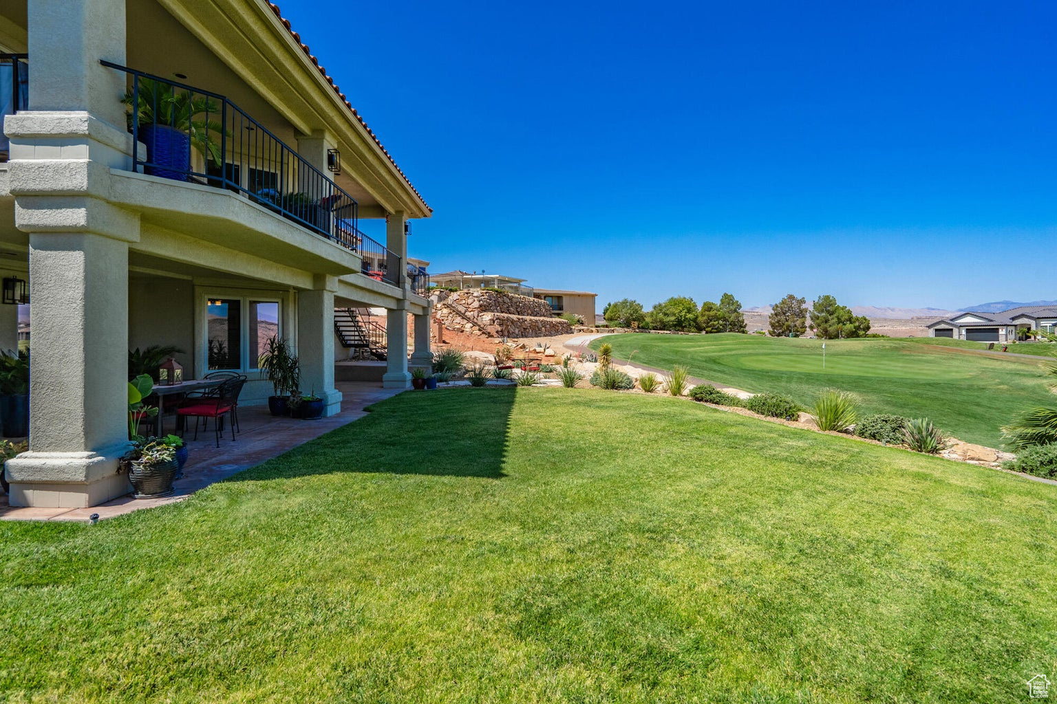 main property photo 80