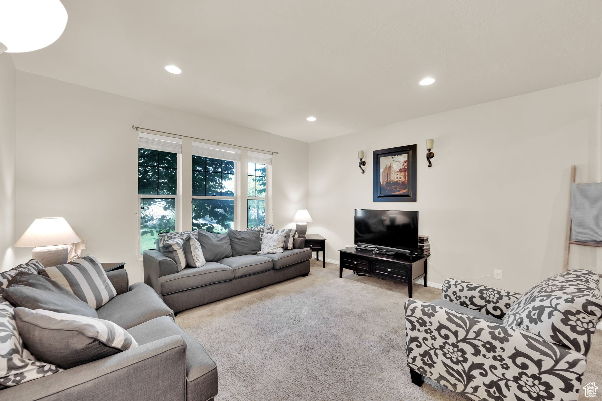 property viewer photo 10