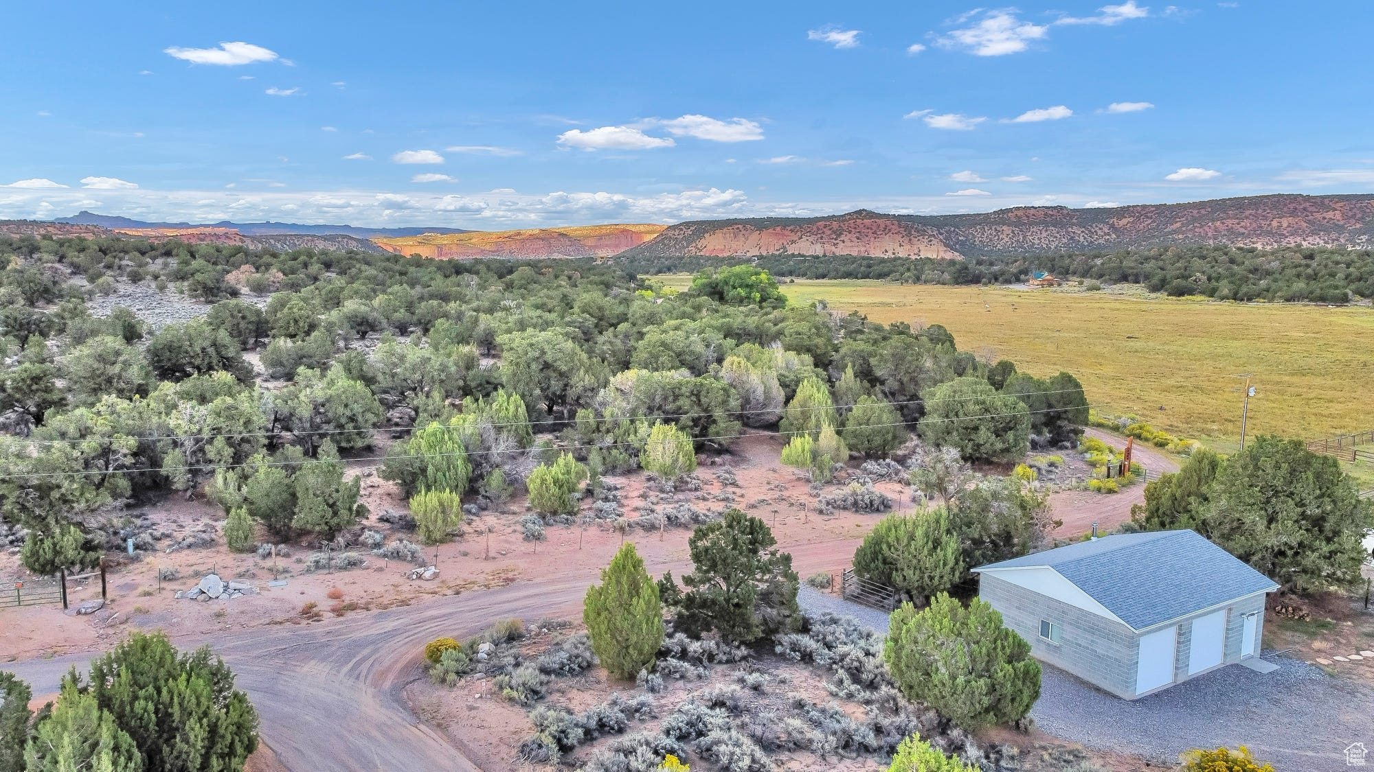 main property photo 6