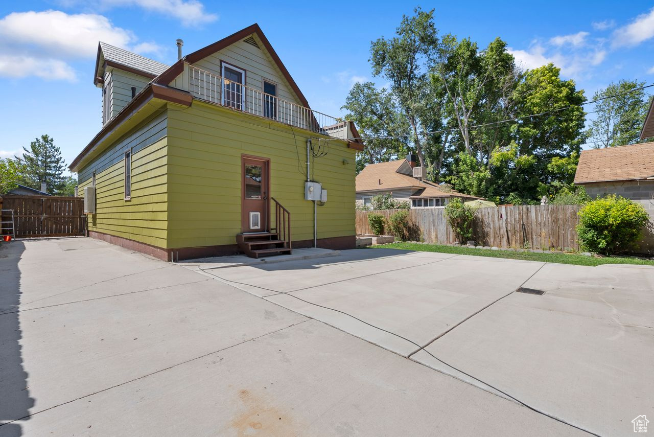 main property photo 43