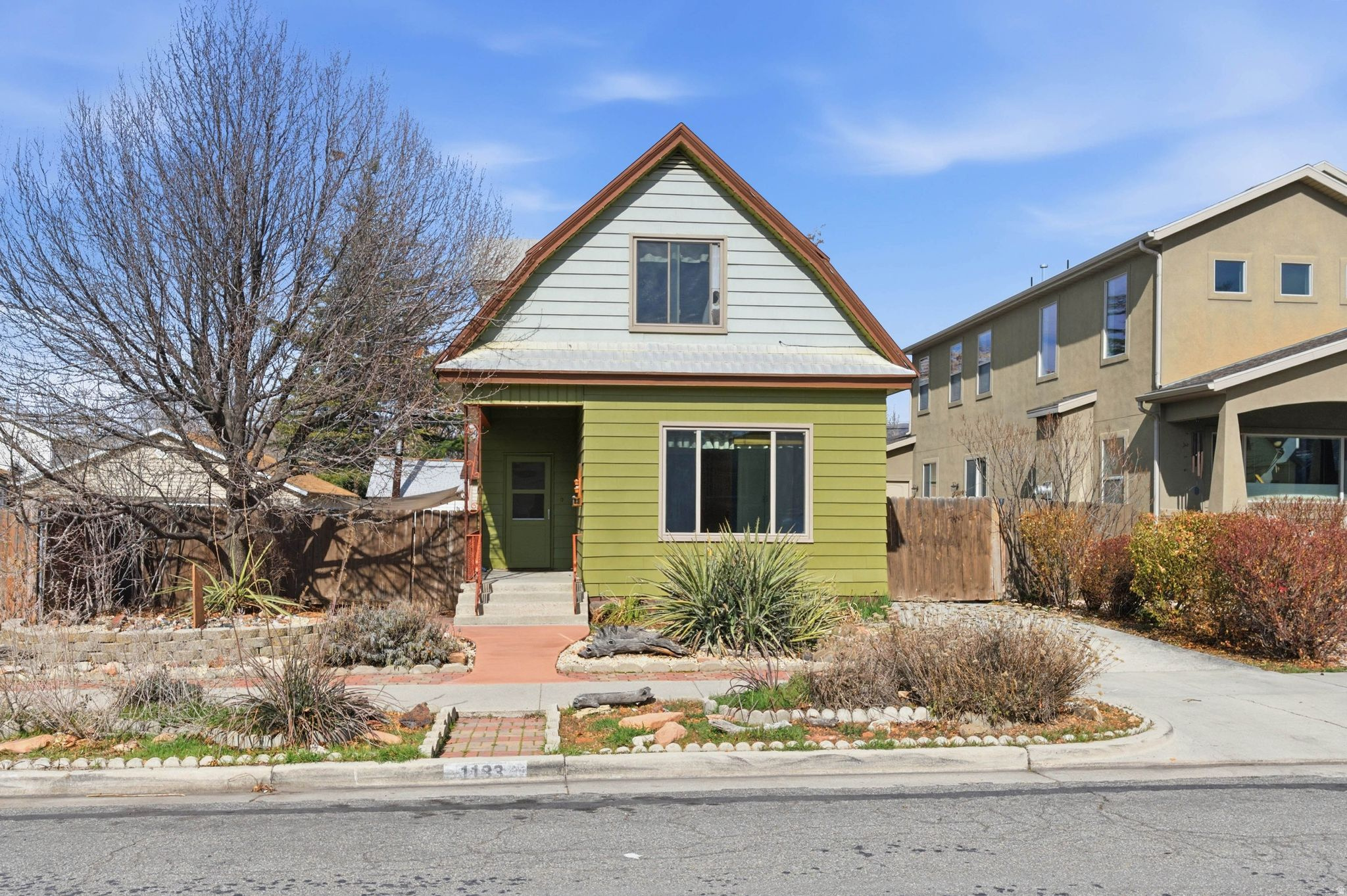 main property photo 45