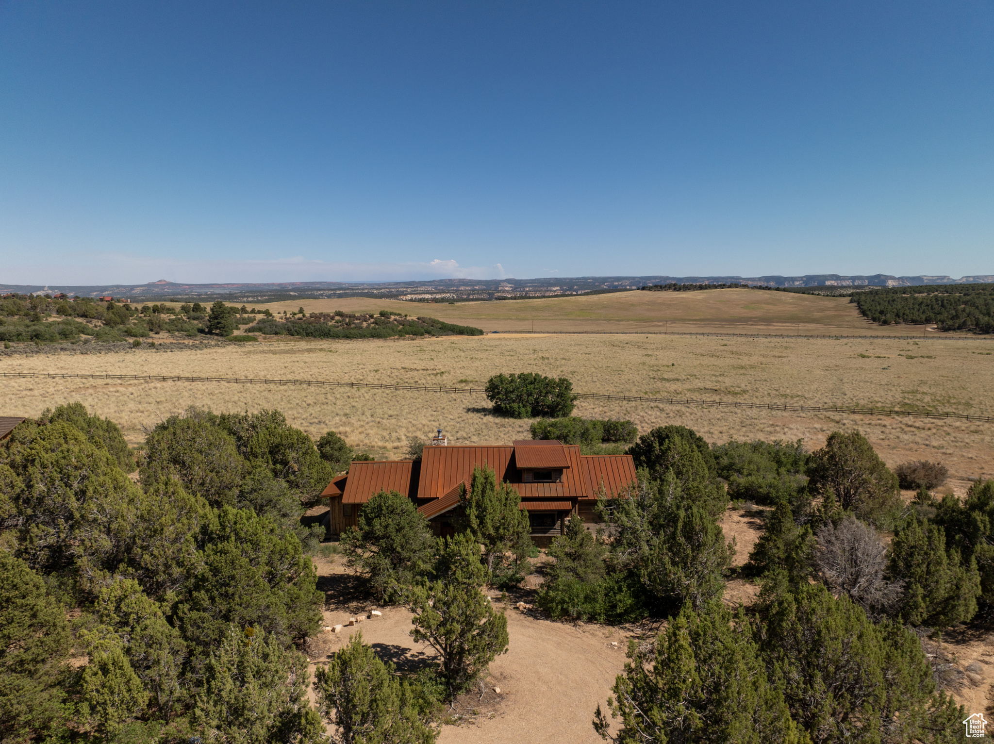 main property photo 51