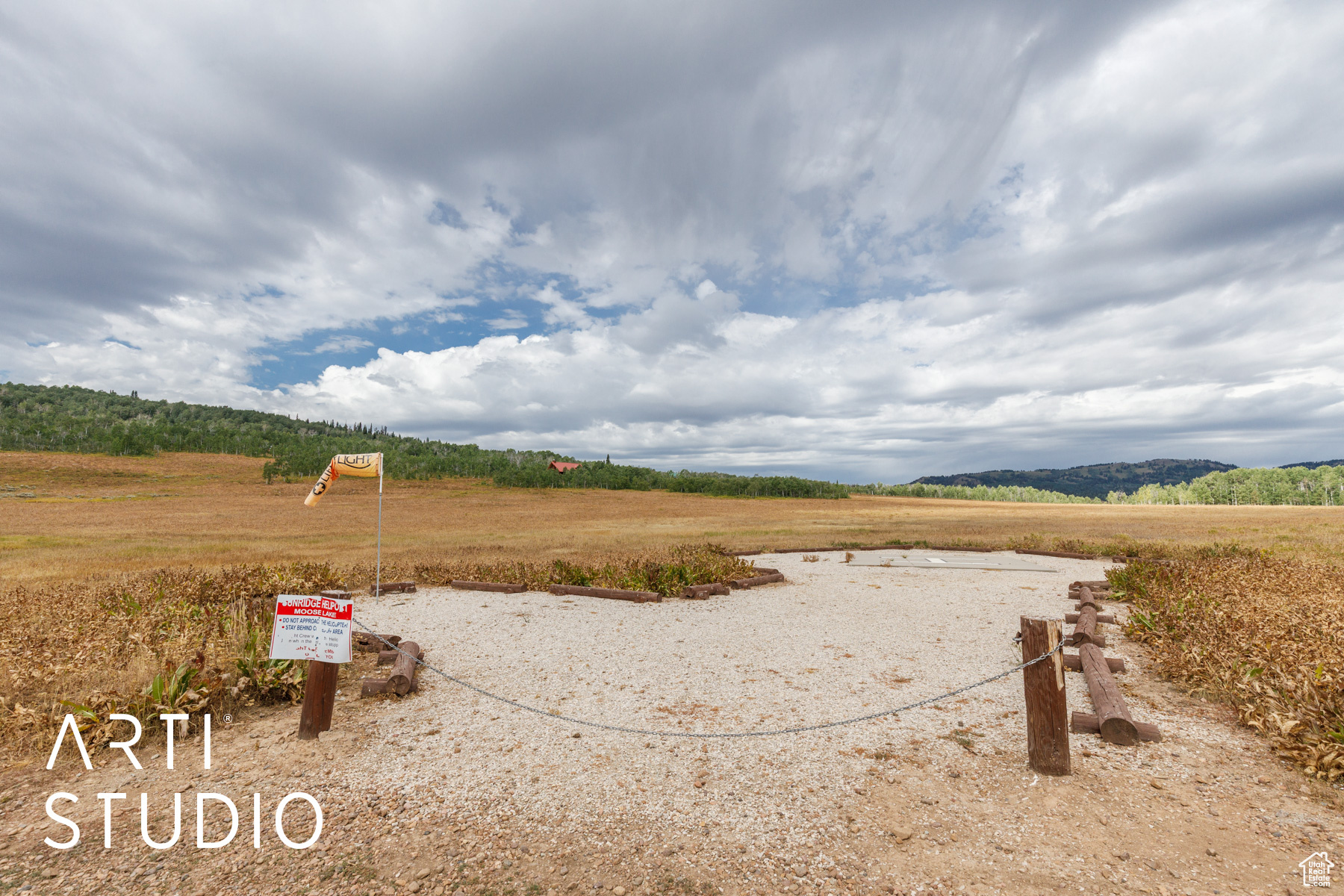 main property photo 40