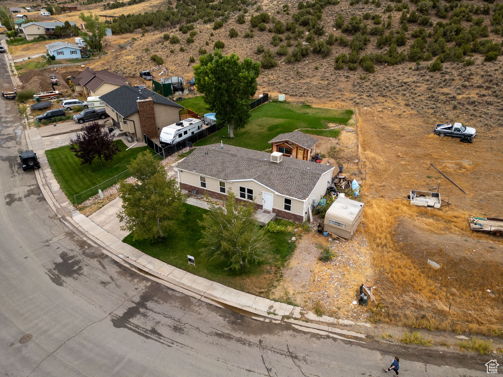 main property photo 14