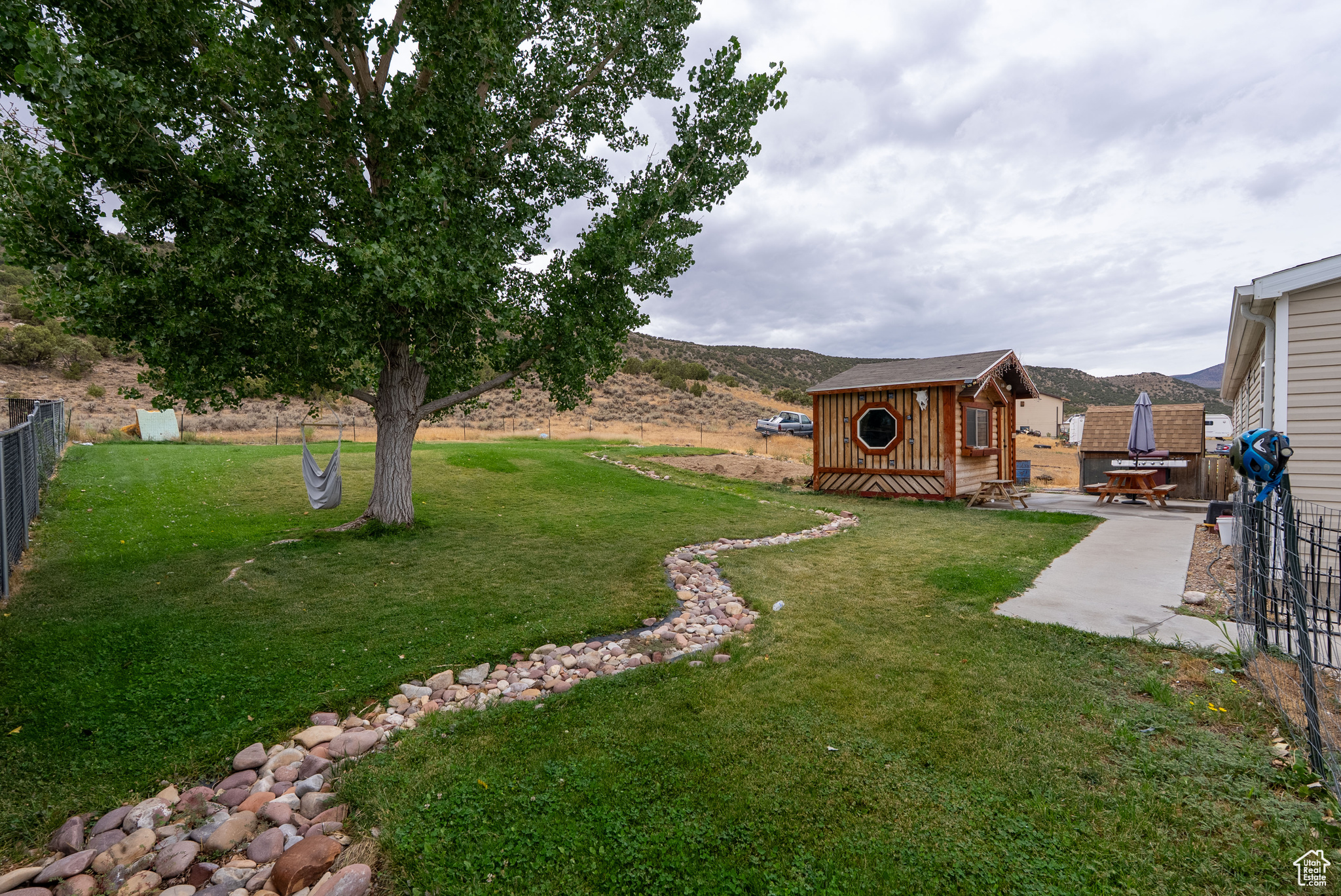 main property photo 18