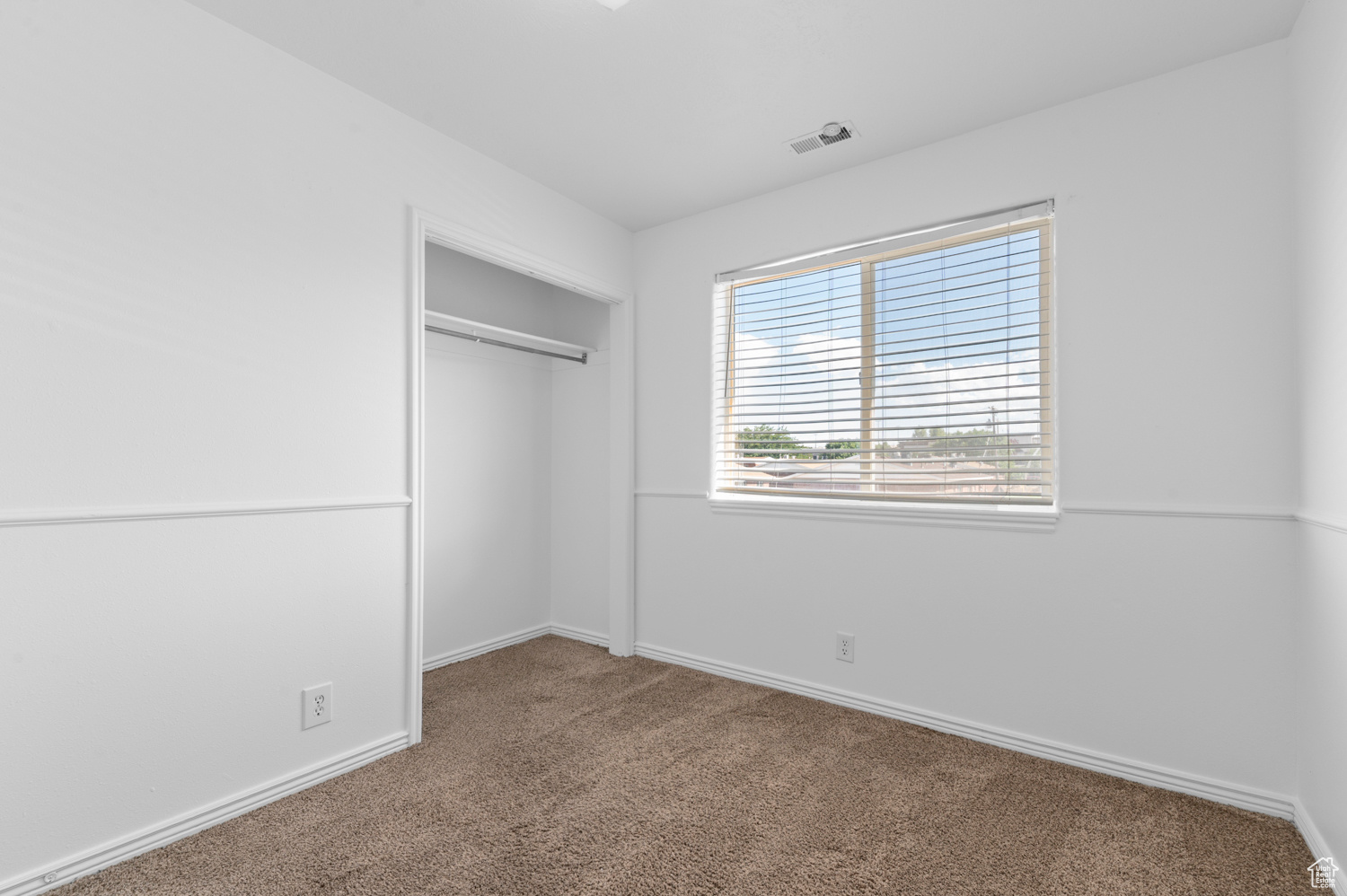 property viewer photo 13