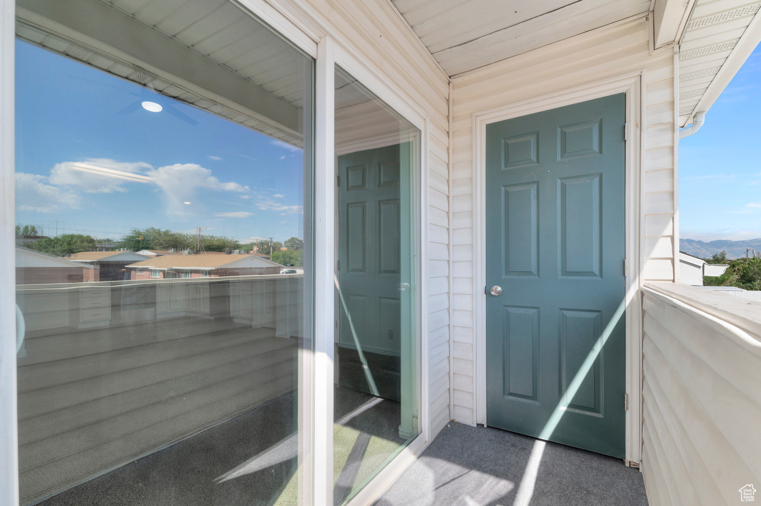 property viewer photo 16