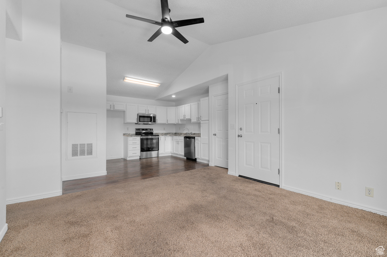 property viewer photo 4