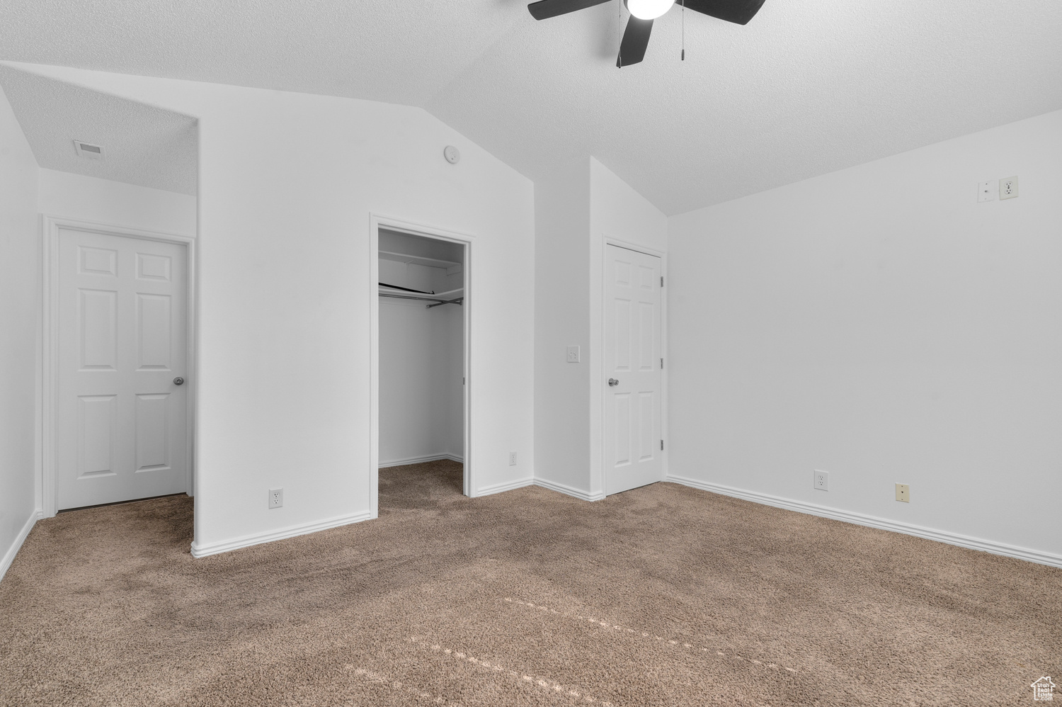 property viewer photo 7