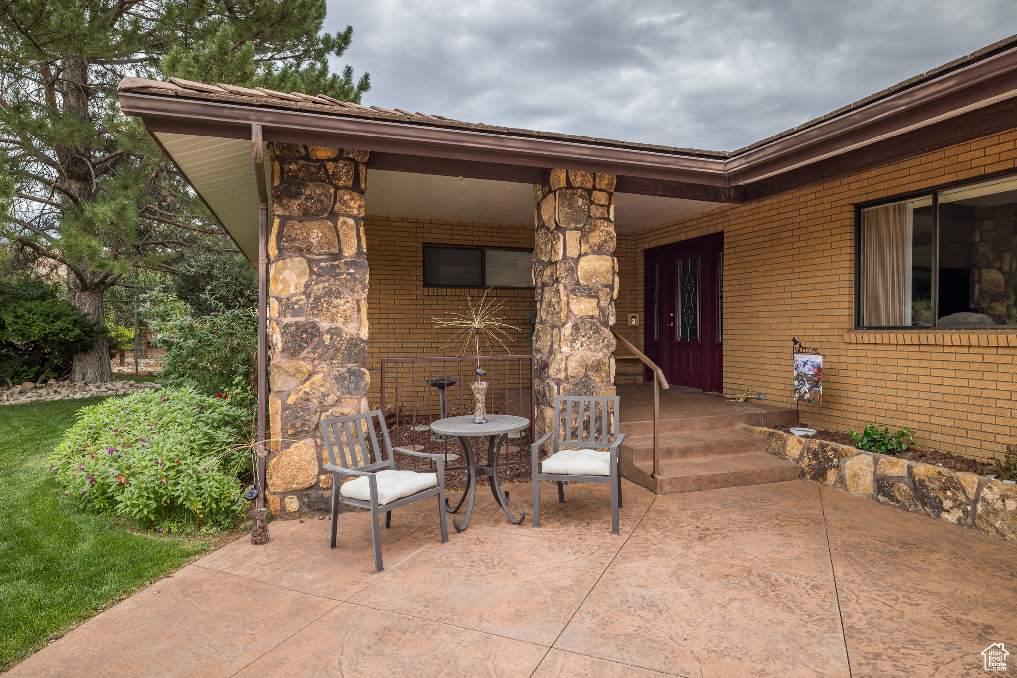 main property photo 16