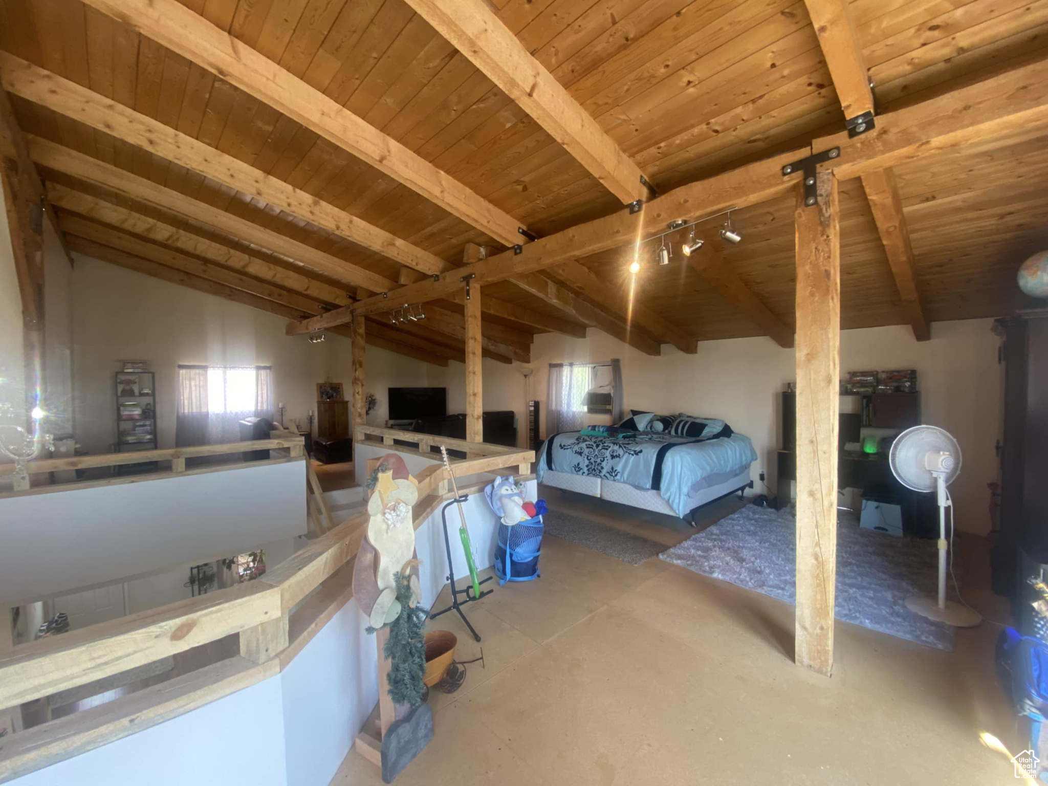 main property photo 48