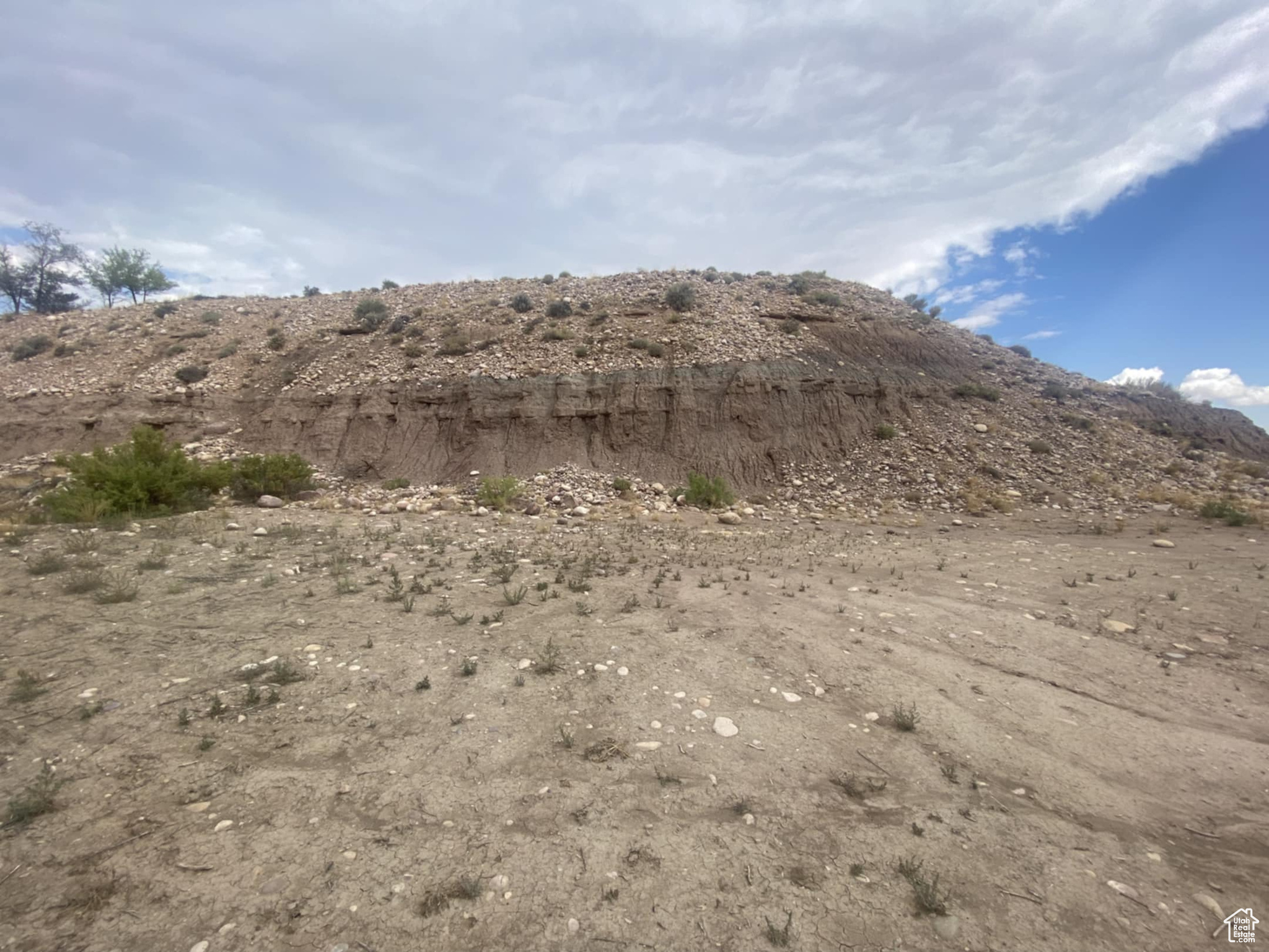 main property photo 77