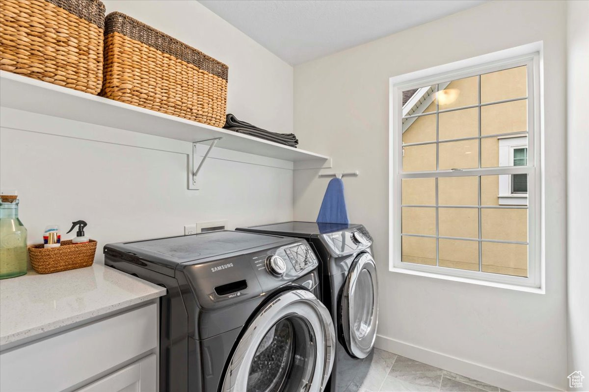 property viewer photo 16