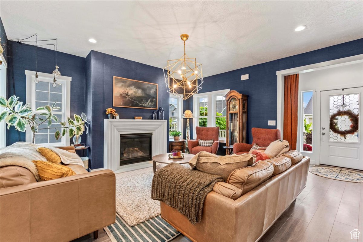 property viewer photo 3