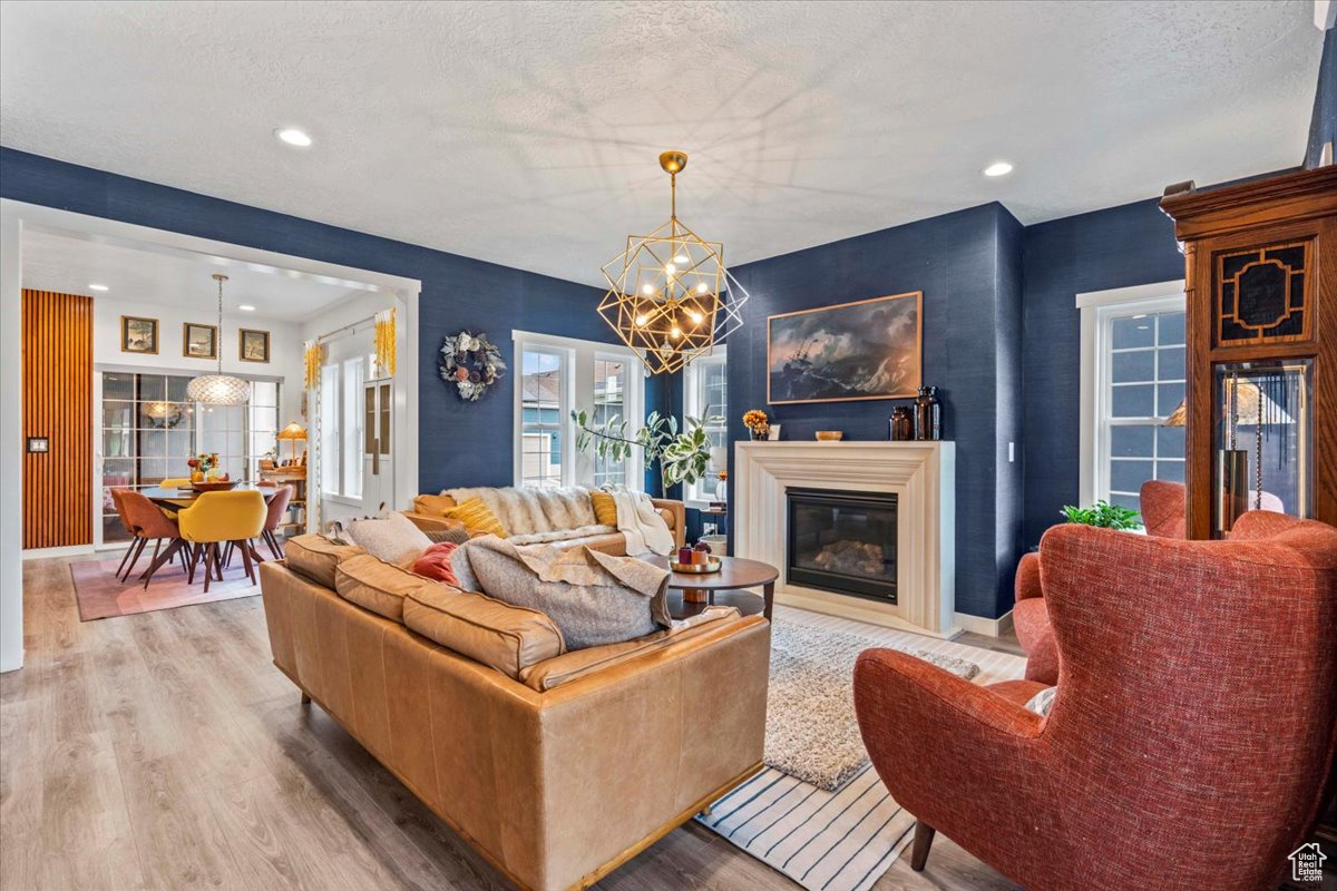 property viewer photo 8