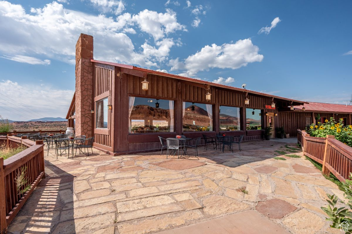 main property photo 10