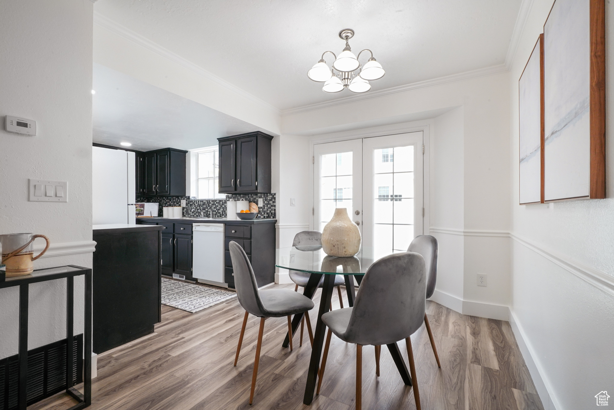property viewer photo 5