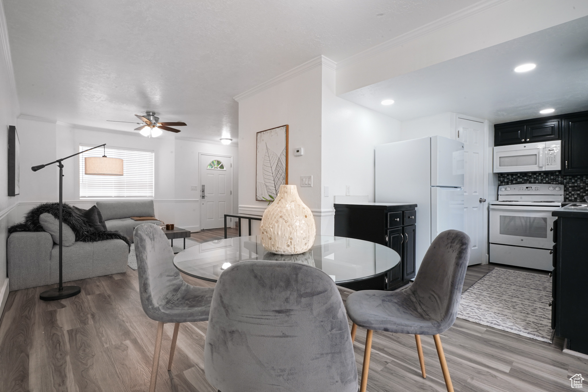 property viewer photo 6