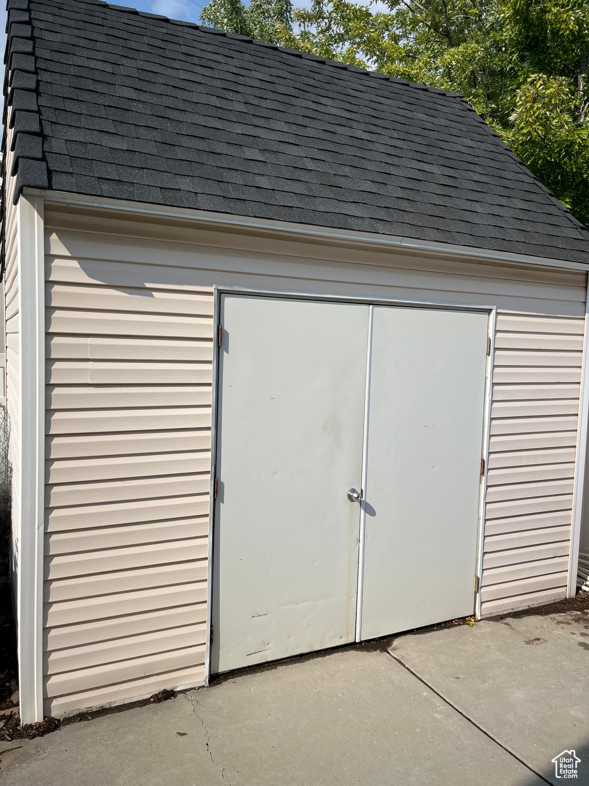 main property photo 15