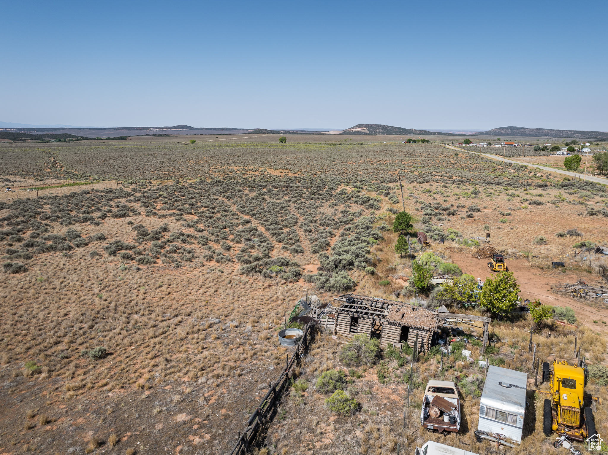 main property photo 10