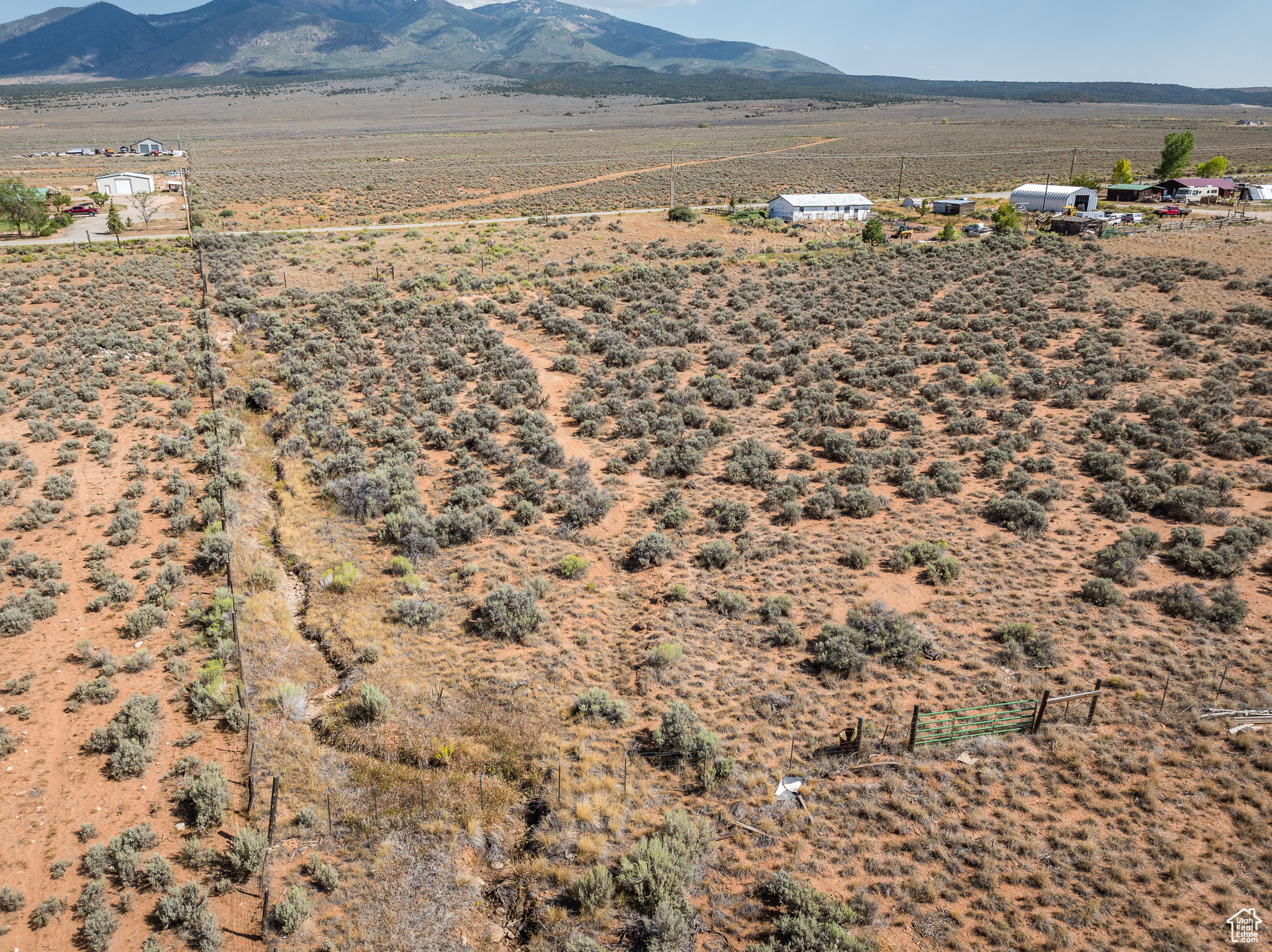 main property photo 13