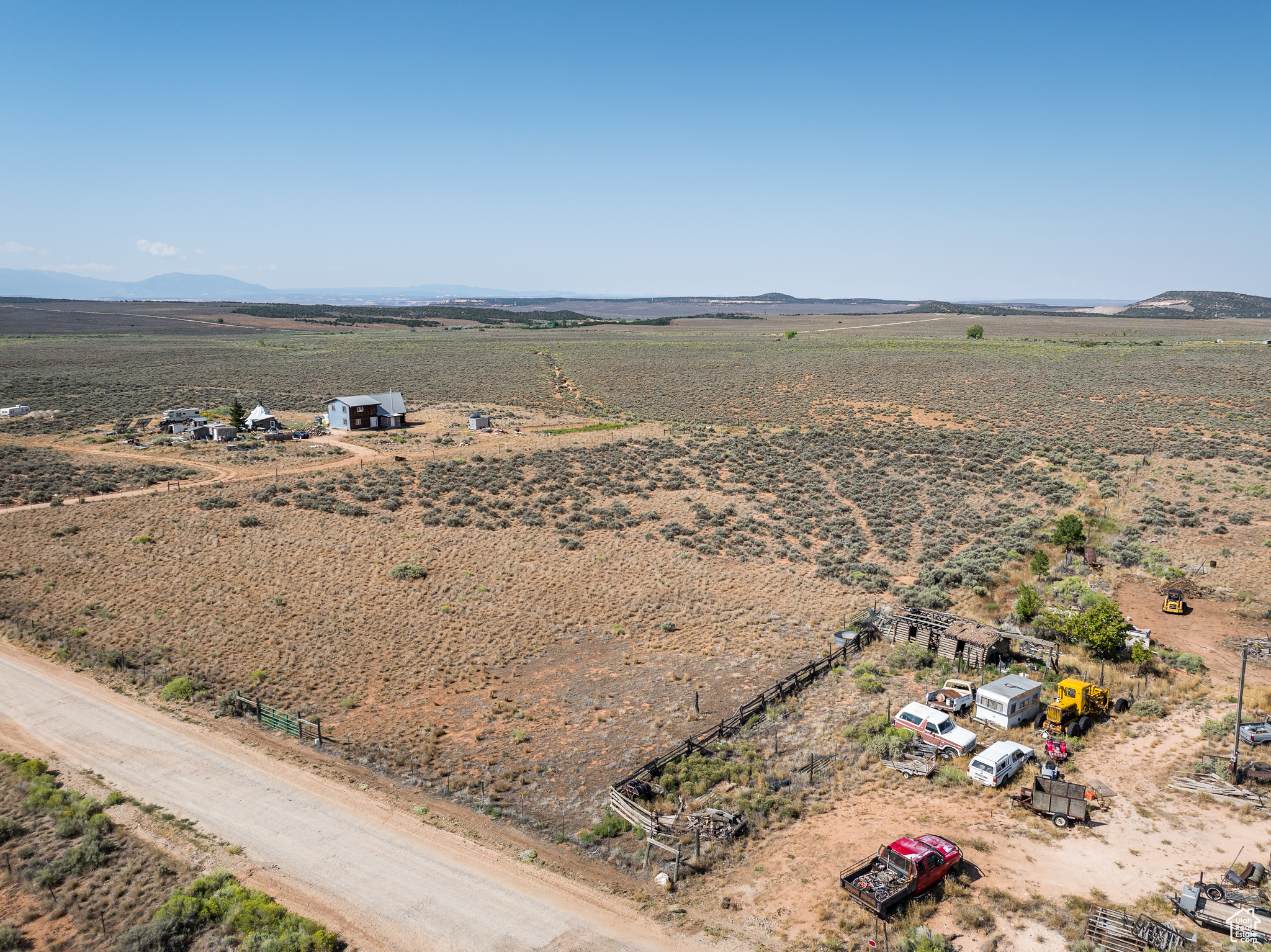 main property photo 9