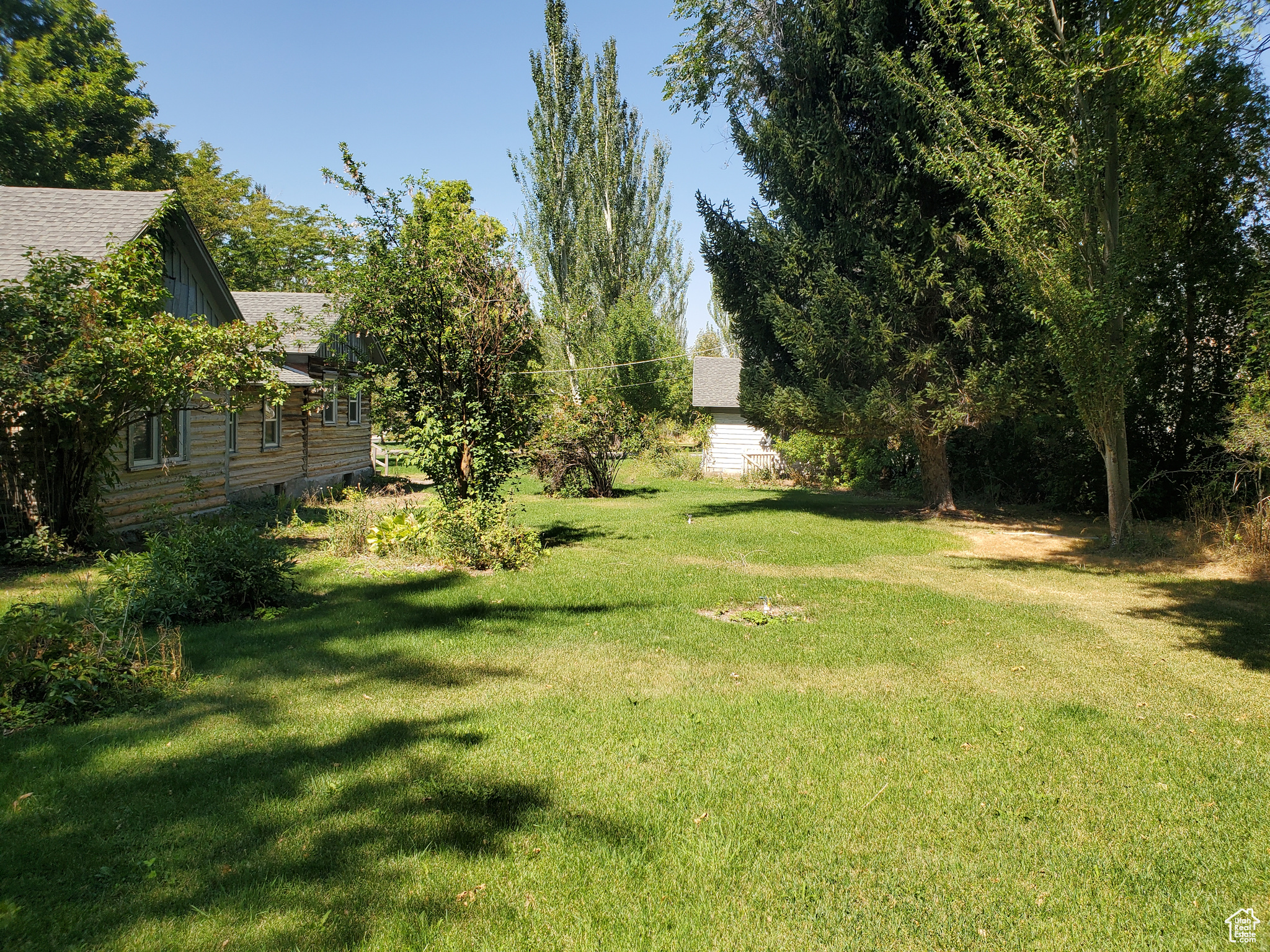 main property photo 22