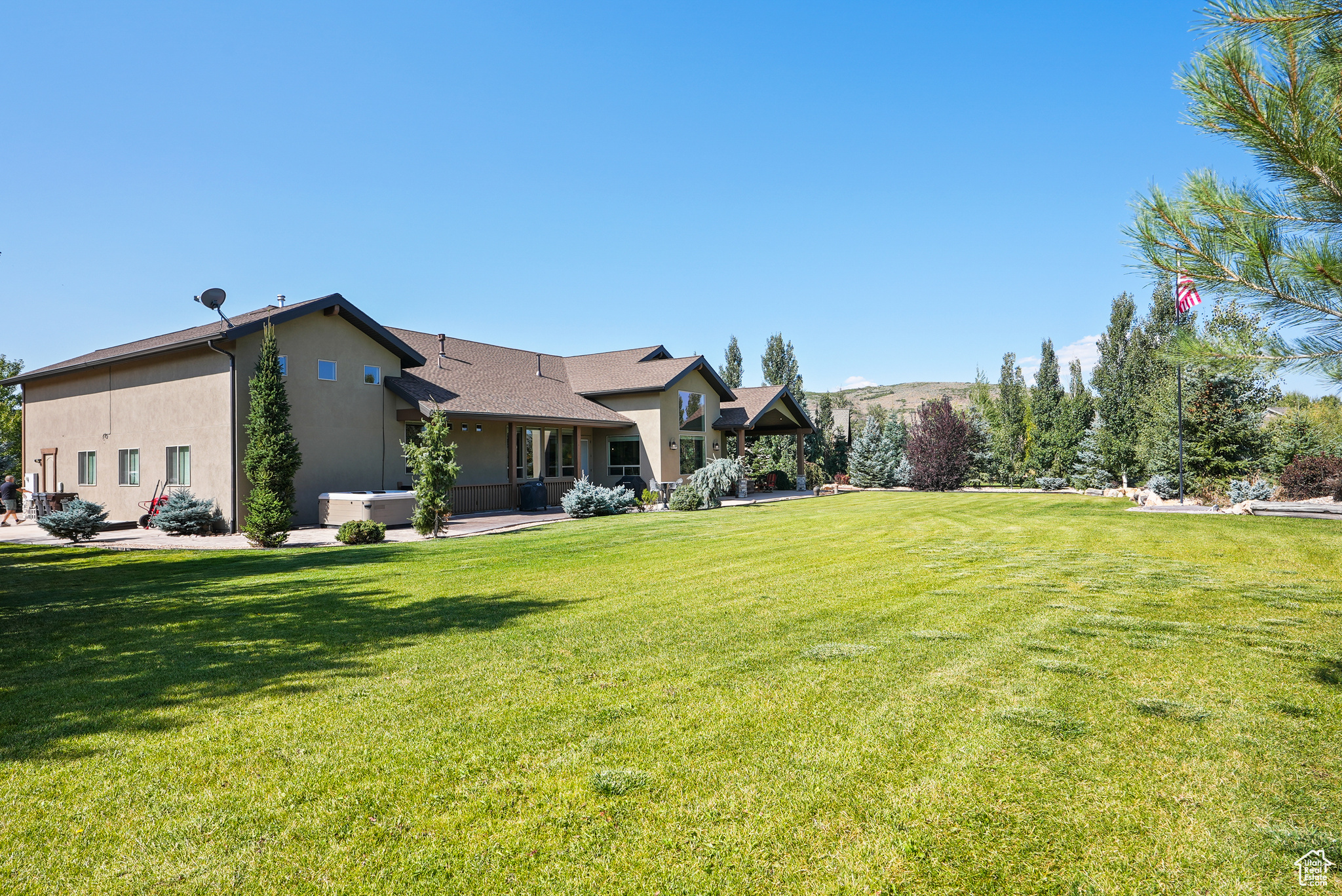main property photo 42